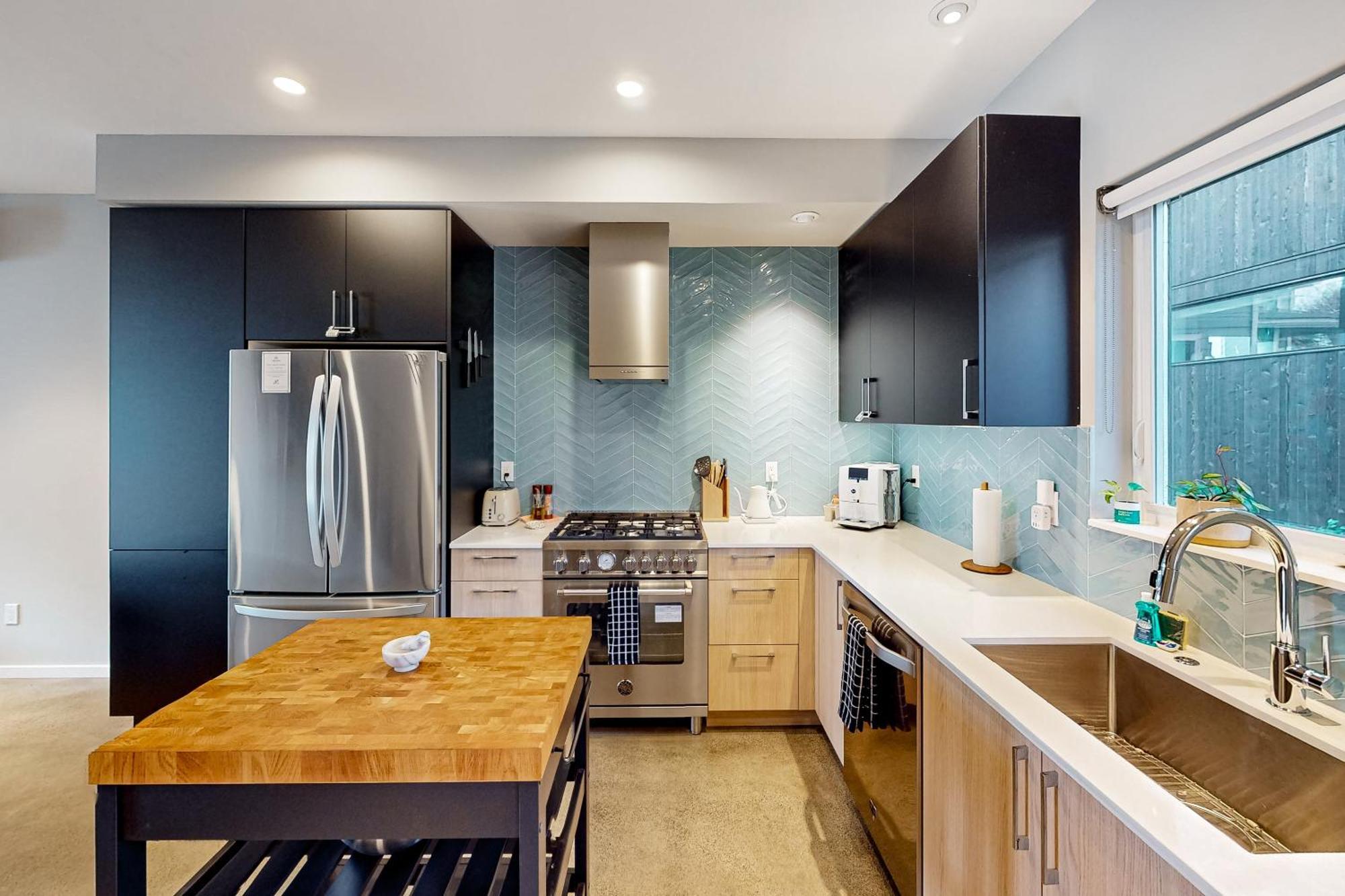 Luxury Ballard Townhome Сиэтл Экстерьер фото